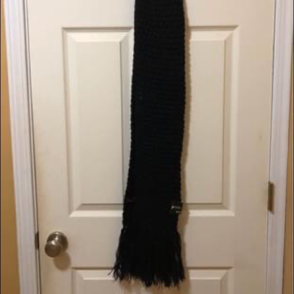 A.n.a black knitted scarf